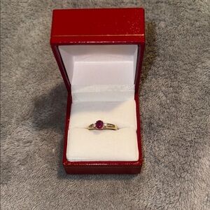 Elegant Gold Ring with Ruby Gemstone size 5